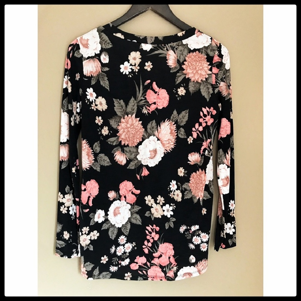 Women's Blouse Exquisite Lace Up Floral Print, NIP - Picture 3 of 6